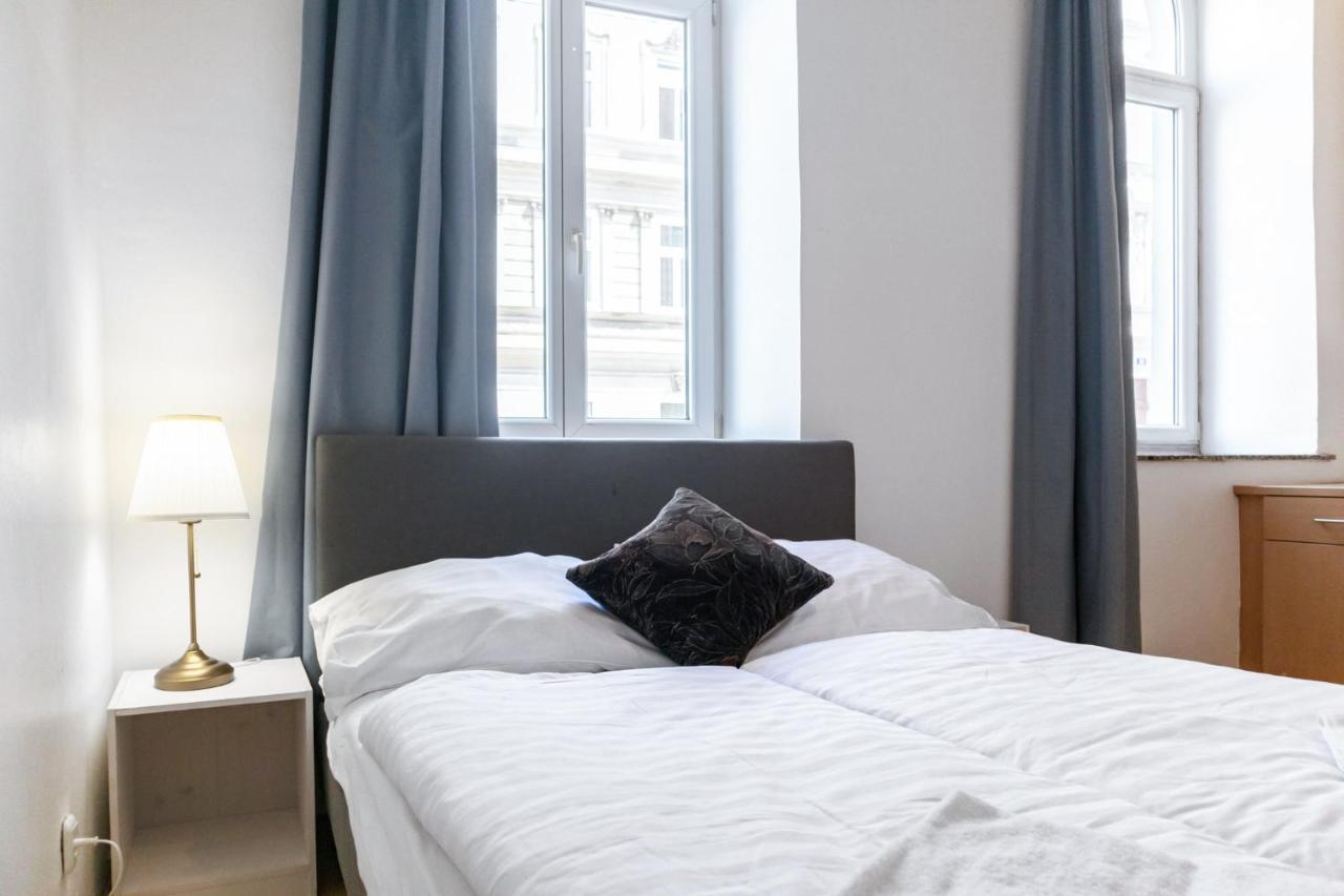 Attractive Apartment Near Wiener Stadthalle Екстериор снимка