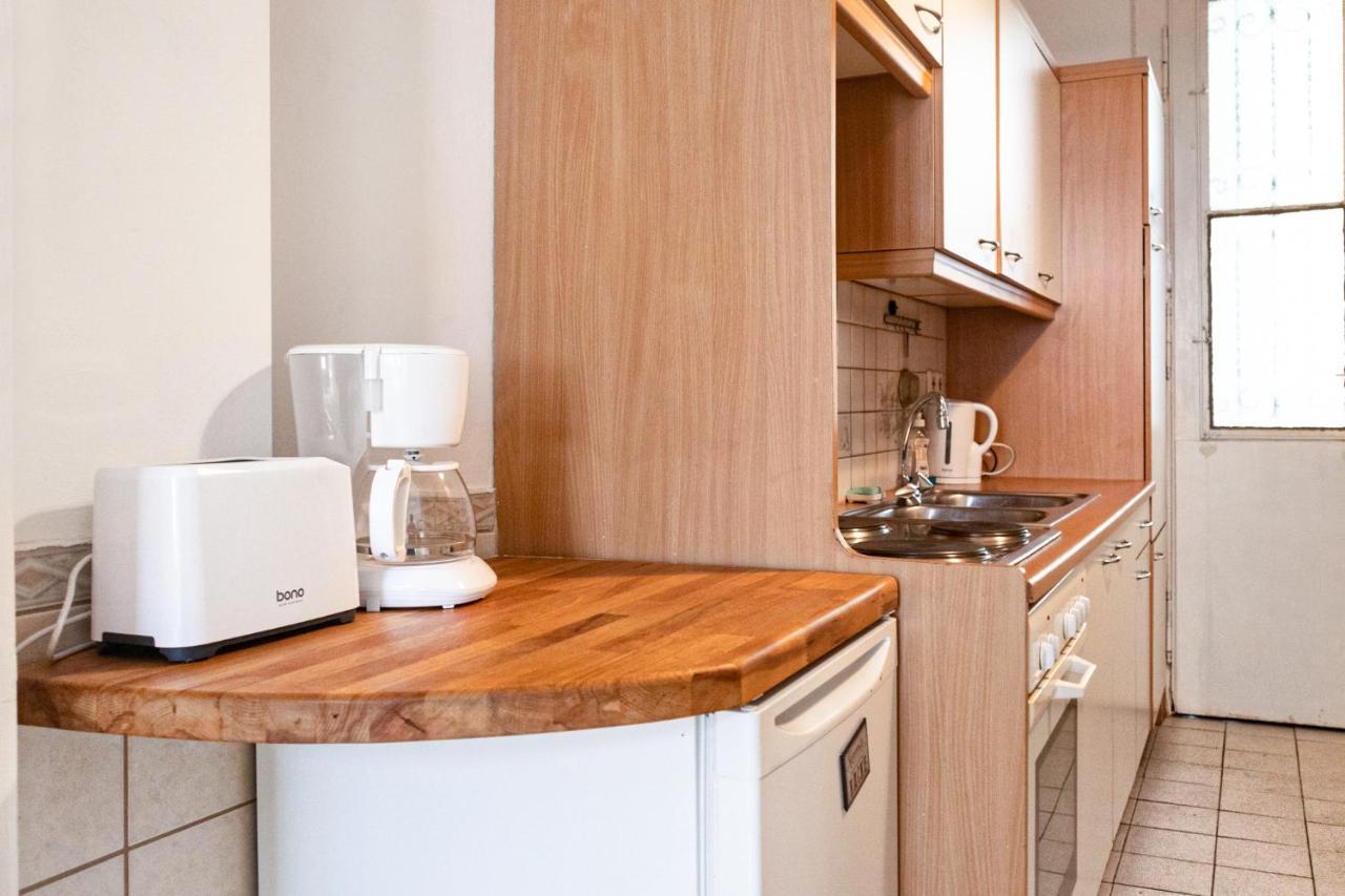 Attractive Apartment Near Wiener Stadthalle Екстериор снимка